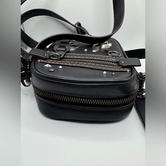 Coach Dylan 10 with pins, stud and hang tag - Picture 5 of 6